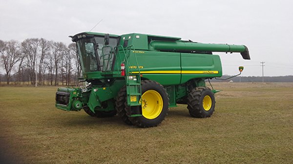 FARM EQUIPMENT AUCTION, Excellent Line of Well Maintained Equipment!!